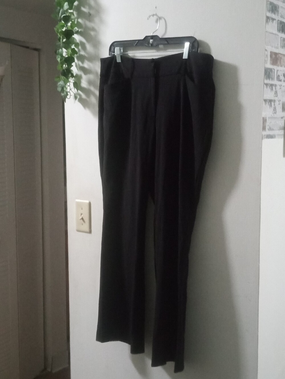 Time and Tru Women's Black Dress Slacks 16 P